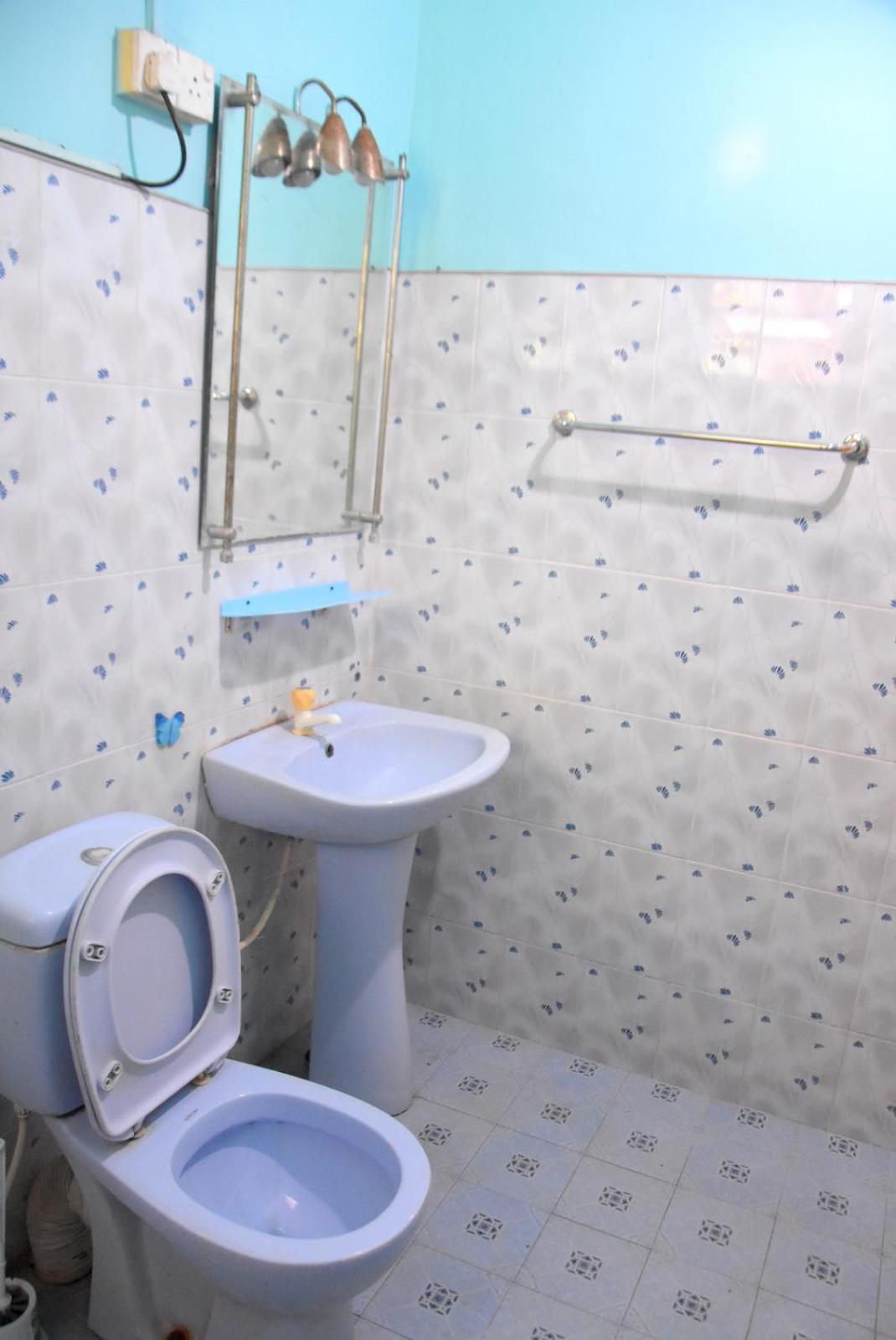 Dulina Holiday Home アヌラーダプラ エクステリア 写真