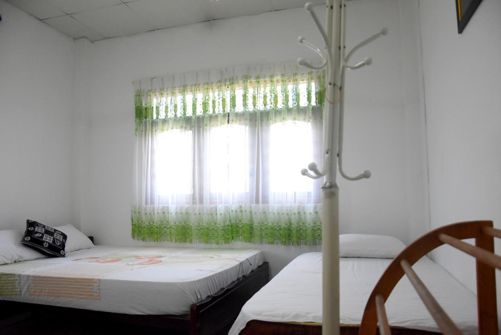 Dulina Holiday Home アヌラーダプラ エクステリア 写真